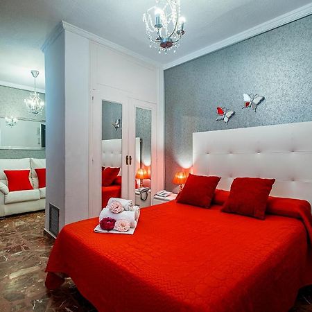 Hotel Gines Bagian luar foto